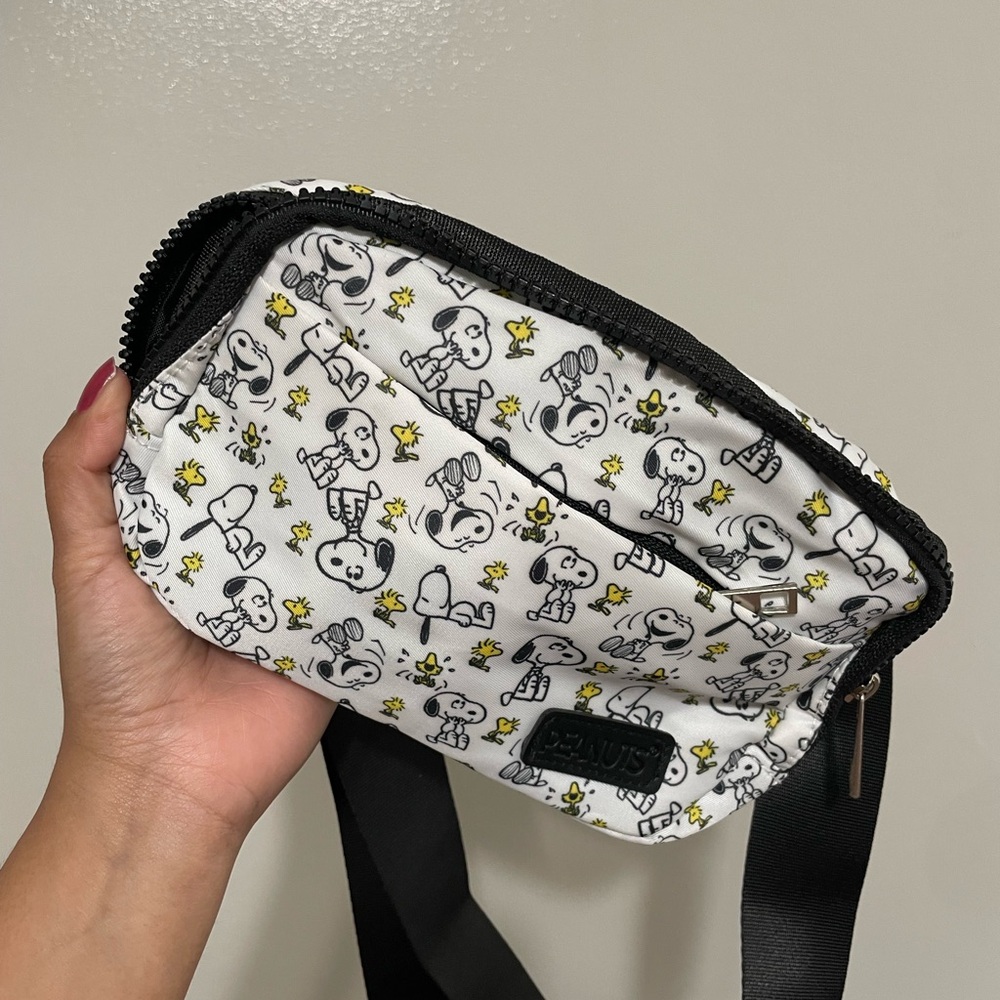 White Snoopy & Woodstock Crossbody Bag with Black Trim